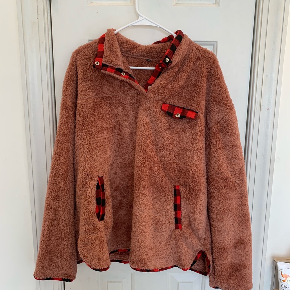 Women’s pull over
